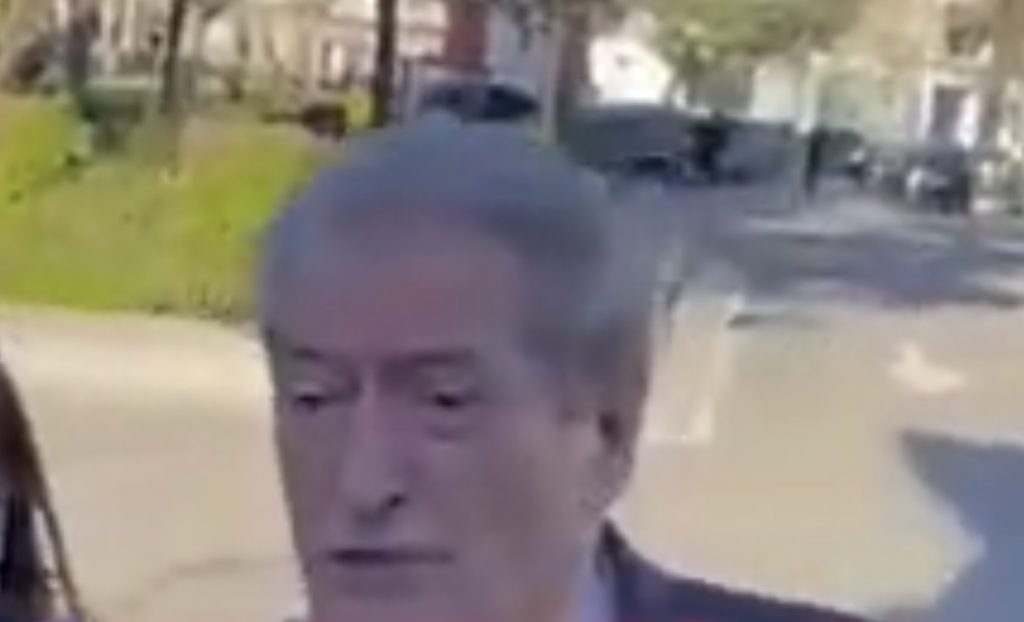 Sali Berisha flet për non gratat: Shkoni dhe pyesni Aqif Rakipin