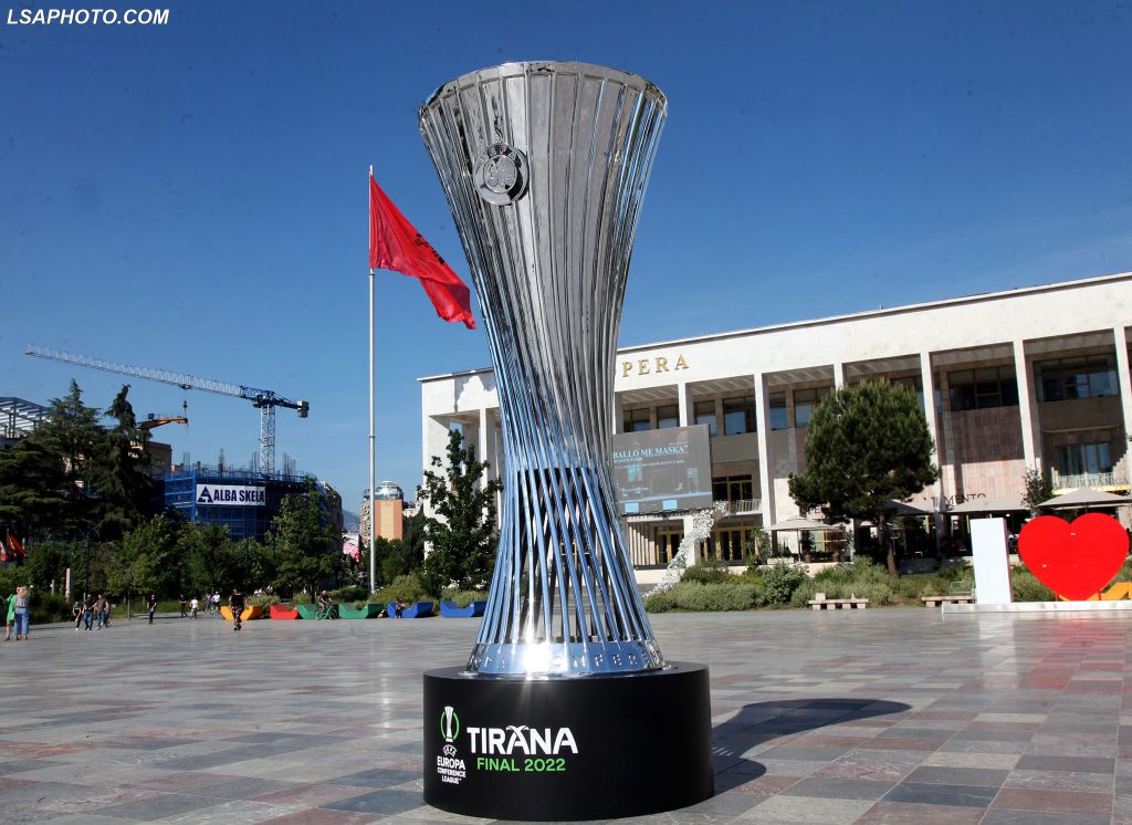 Finalja evropiane e futbollit sjell fitime të majme për hotelet e Tiranës