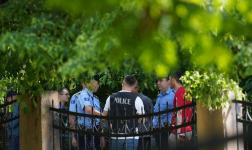 E rëndë në Kosovê/ Vritet 30-vjeçari shqiptar, autori i drejton armën policisë, por plagoset nga efektivi