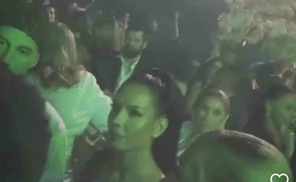 Bora Zemani dhe Donald Veshaj kapen “mat” bashkë, pamjet që u bënë virale në rrjet (VIDEO)