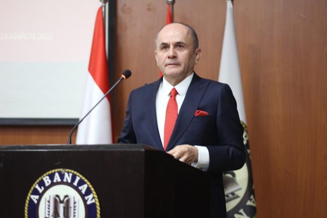 Ish-deputeti i PD jep ‘dorëheqjen’ nga politika aktive (EMRI)