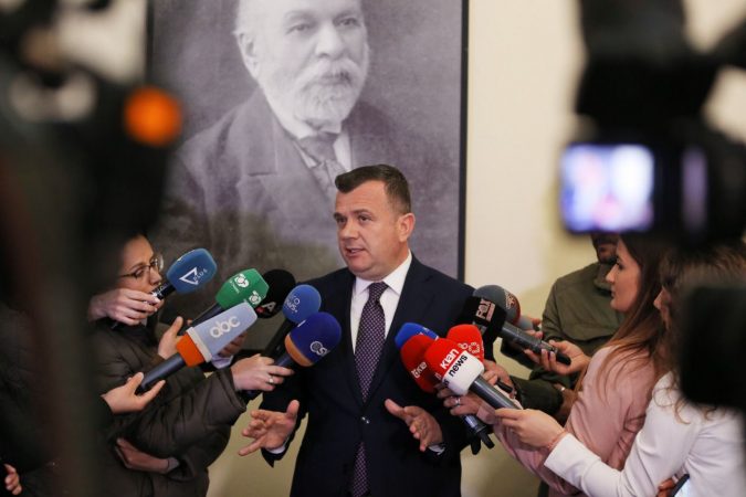 Presidenti i ri votohet të shtunën, ja kur do të mësohet emri i kandidatit të mazhorancës