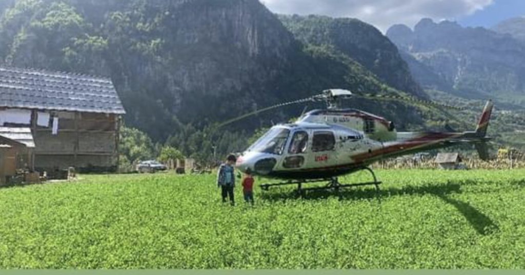 Dy turistë bien në greminë në kufirin mes Thethit dhe Valbonës, marrin plagë të rënda