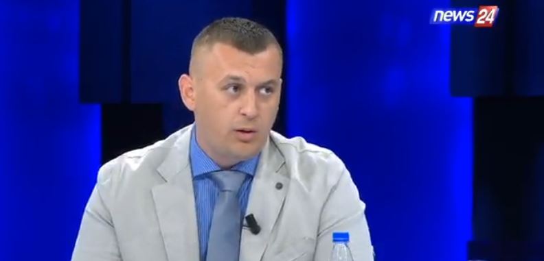 Avokati zbulon detaje të reja nga vrasja e efektivit: Makina e autorit e ndezur, kishte planifikuar arratisjen. Çfarë u gjet në mjetin e tij