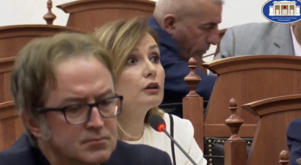 Deputetja e PD i përgjigjet zv.kryeministrit: Jam Jorida Tabaku, fle e qetë e nuk kam frikë se më zgjon ndonjë thirrje nga SPAK