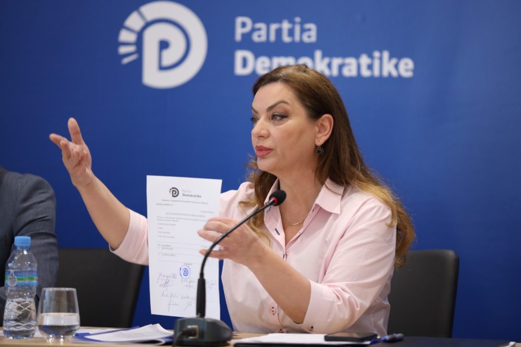 Dyshime për procesin e numërimit për kreun e Këshillit Kombëtar? Vokshi: Ka ikur koha në PD kur as nuk votohej dhe as nuk numërohej