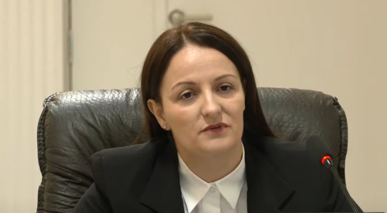 Gjykata Administrative e Apelit pranon padinë e prokurores Sonila Muhametaj ndaj KLP, i hapet rruga riçeljes së garës për 3 kandidatët e SPAK