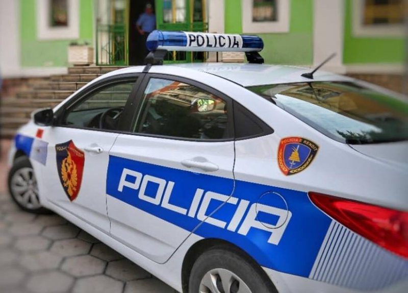 Zhduket pa asnjë gjurmë prej dy javësh 49-vjeçari në Divjakë, bashkëshortja e tij kërkon ndihmën e policisë