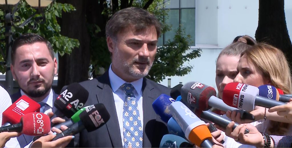 Tre raunde pa kandidatë/ Enkelejd Alibeaj: Pranuan marrëveshjen me zë dhe figurë, por Rama u tërhoq!