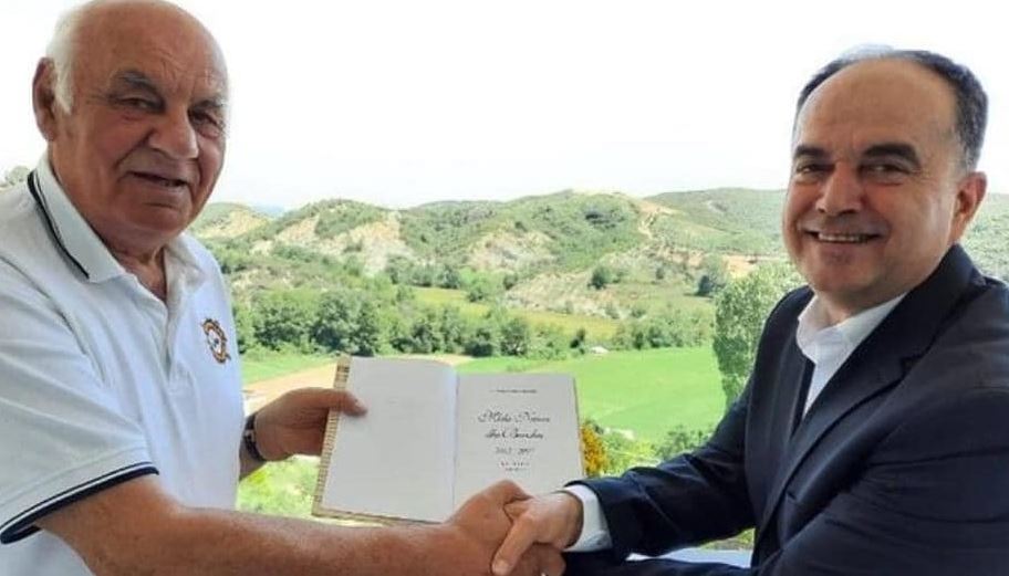 Këshilla e  Moisiut për Presidentin  e ri : Qëndro jashtë lojërave politike!