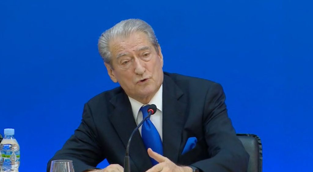 Berisha për deputetët jashtë foltores: Ju hedh ndonjë kockë, Taulant Bego Yaris