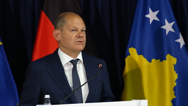 Rusia ‘hidhet’ në mbrojtje pas deklaratës së Scholz: Beogradi s’i ka borxh asgjë Brukselit!