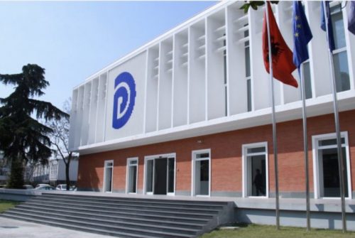Rënia e sistemit filloi me Partinë Demokratike, dhe vazhdimi do të jetë me Edi Ramën.