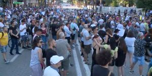 Qytetarët protestë kundër rritjes së çmimeve