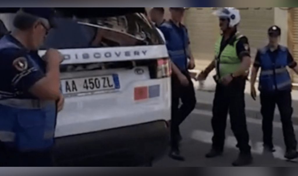 I akuzuar më herët për pengamarrje