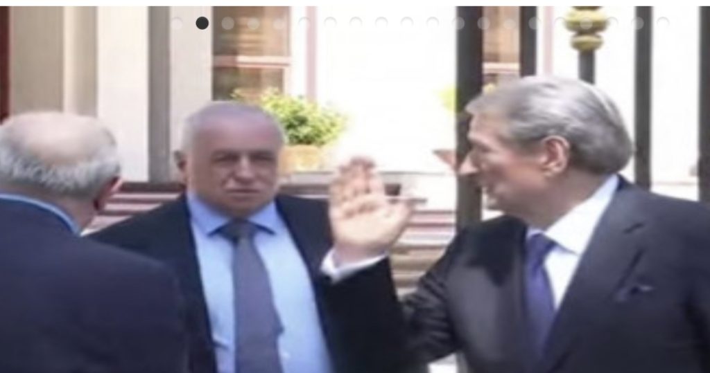 Berisha homazhe në presidencë në nder të Bujar Nishanit: Një nga bashkëpunëtorët e mi më të ngushtë