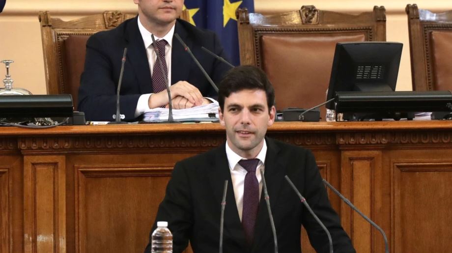 U akuzua se shkeli Kushtetutën, Parlamenti bullgar shkarkon kryetarin e Kuvendit