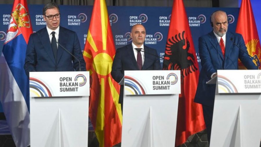 Rama e Vuçiç bojkotojnë BE-në/ EurActiv: Serbia është lider ‘de facto’
