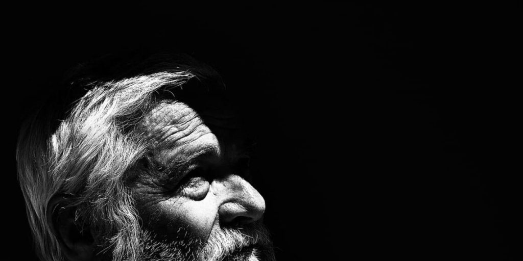 Viktor Zhusti, Ali Pashë Tepelena dhe Bill Gates