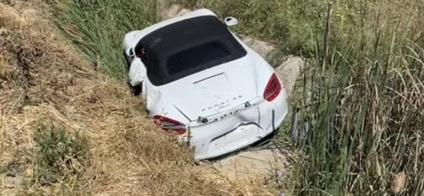 Makina luksoze, “Porsche”, përfundon  në kanal