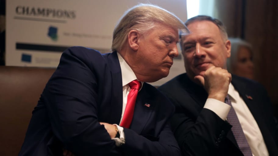 Presidenti Trump ushtroi presion ndaj zëvendësit të tij Mike Pence për të përmbysur rezultatin e zgjedhjeve