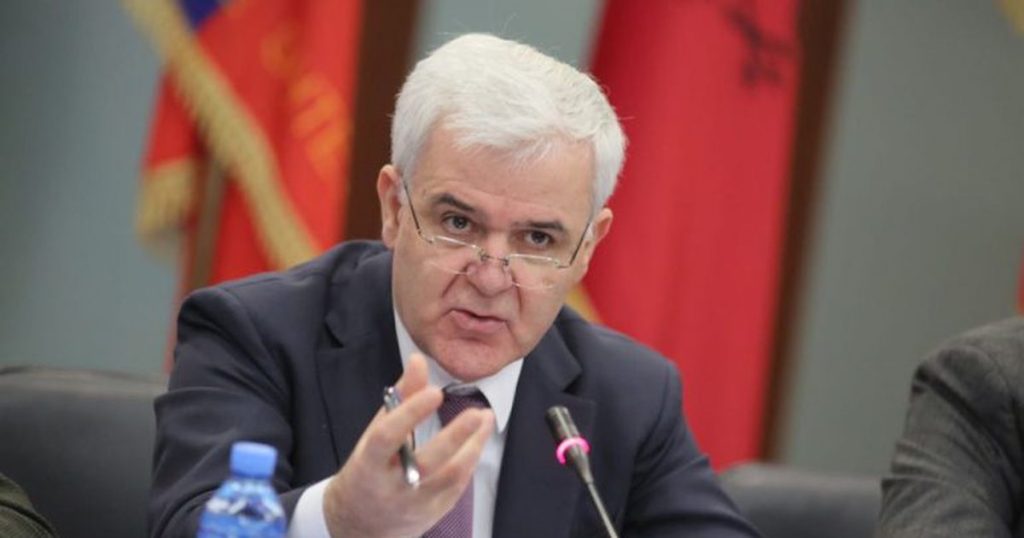 Fatmir Xhafaj pranon defektet e prokurimeve: Nuk kam vlerësim pozitiv.