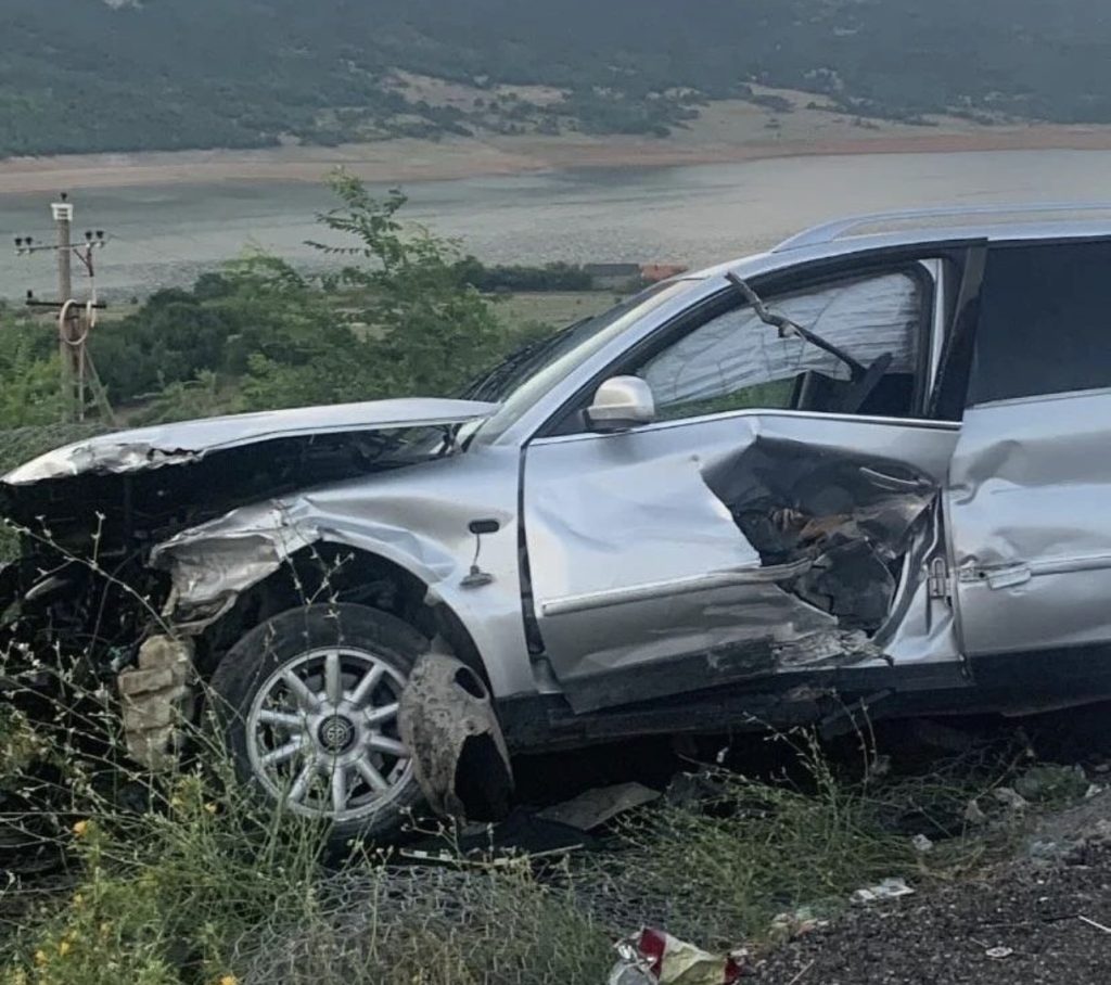 Aksident i rëndë në autostradën Morinë-Kukës