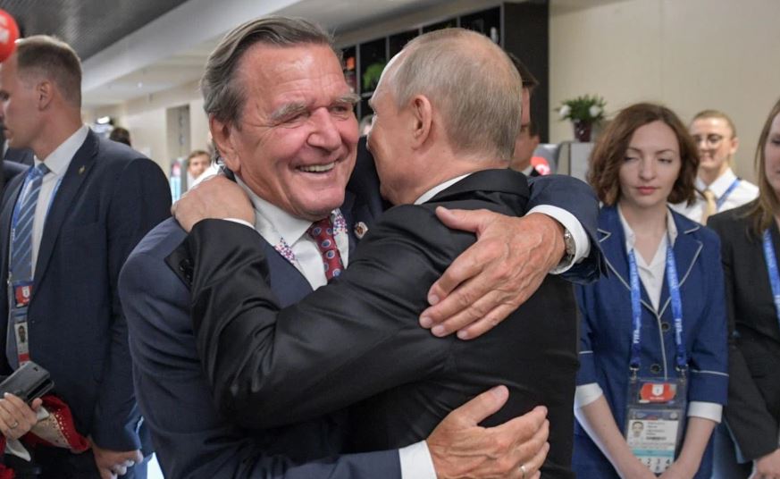 Ish-kancelari gjerman refuzon të ndërpresë lidhjet me presidentin rus