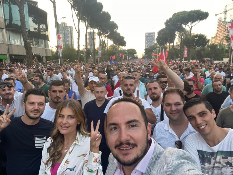 Salianji flet për protestën: Berisha kryetar i PD, realitet që duhet pranuar