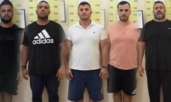 Policia greke arreston  dy  fajdexhinj shqiptarë