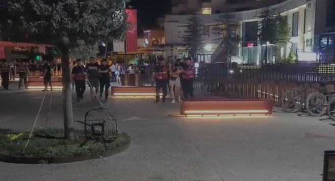 Tensionohet situata te “Air Albania”! Nis shoqërimi i disa tifozëve, ka policë të plagosur