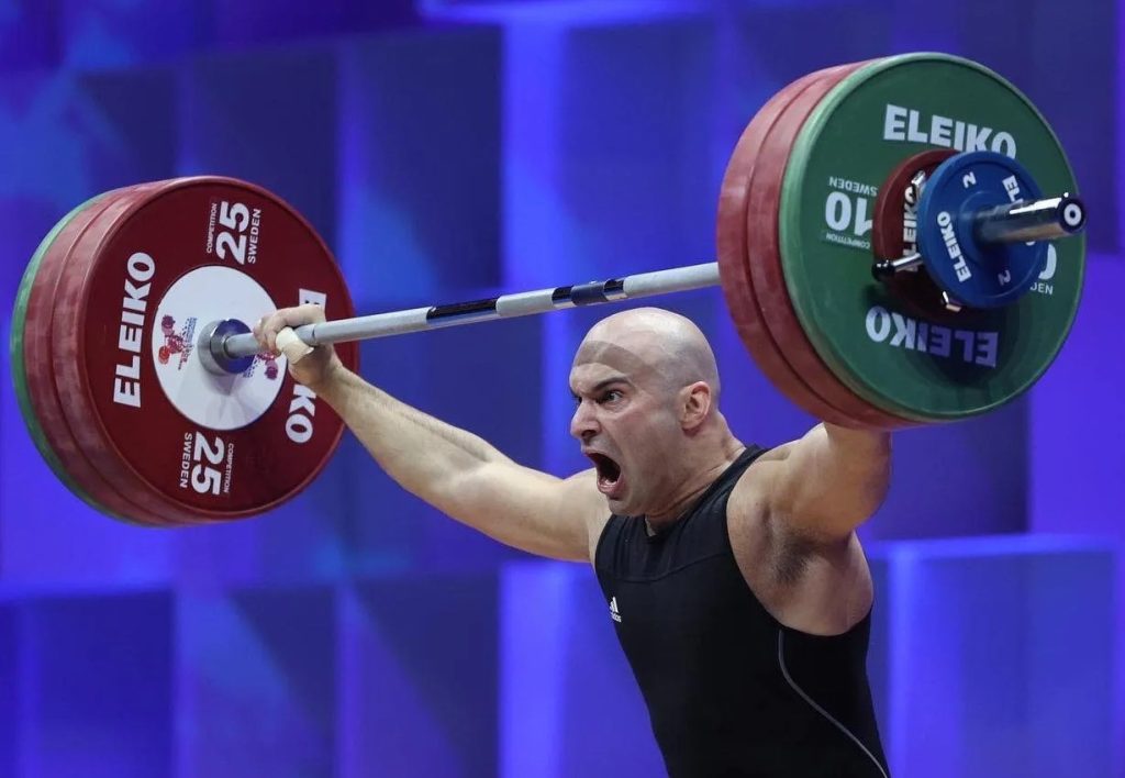 Qerimaj fantastik, i dhuron Shqipërisë medalje të argjendtë