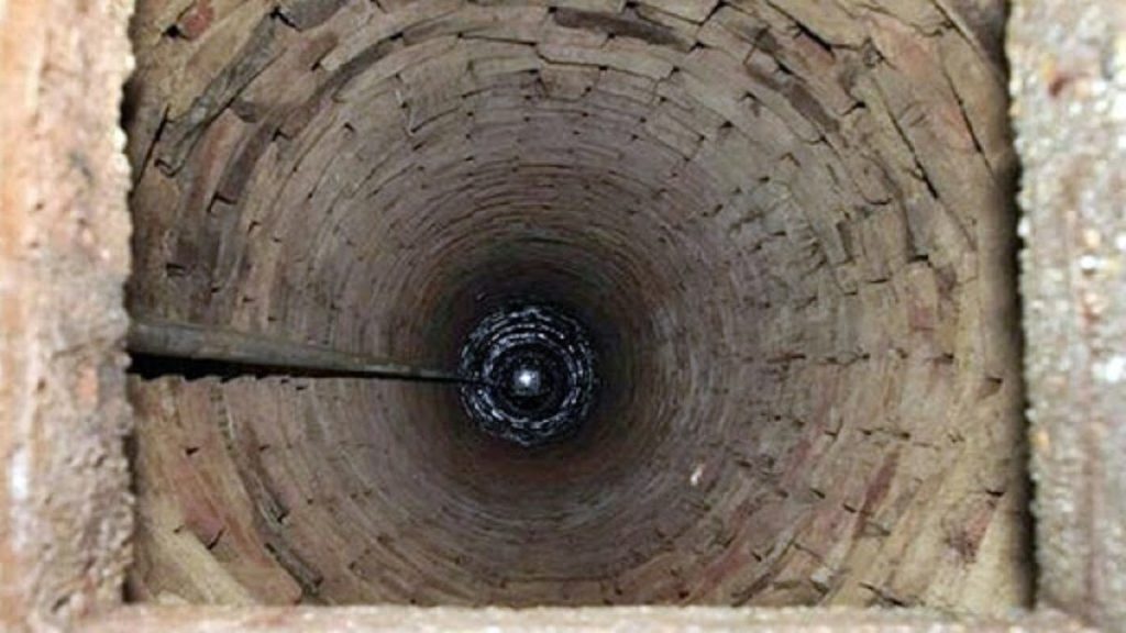 Dy burra bien në pusin e ujit në një fshat të Mallakastrës