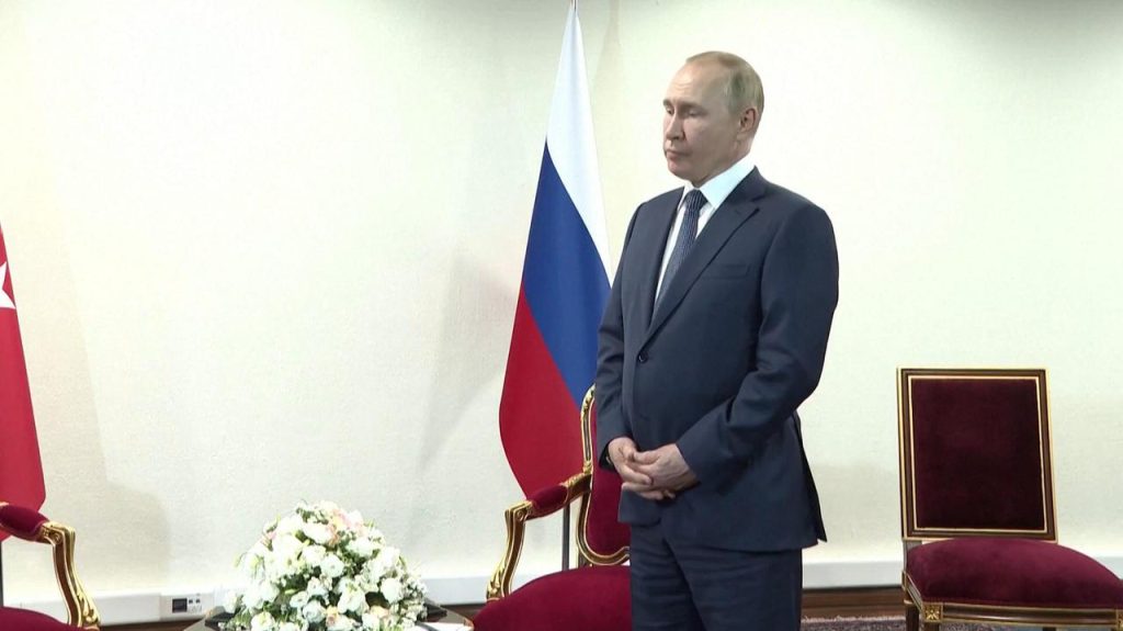 Erdogani vë në siklet Putin e lë të pres vetëm në sallë para takimit