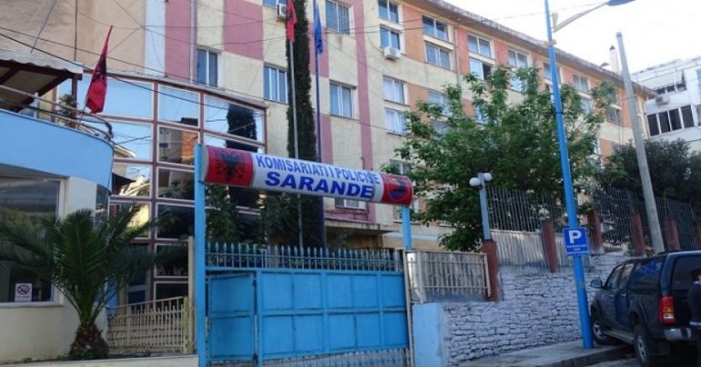 LAJM I FUNDIT/ Gjendet i pajetë anglezi në Sarandë