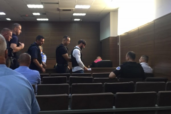 Torturoi dhe përdhunoi bashkëshorten 18-vjeçare përpara se ta vriste
