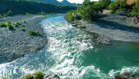 U fut në Seman  për të peshkuar, zhduket 14-vjeçari