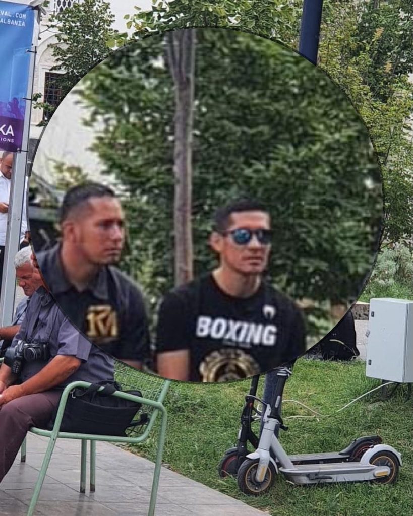 FOTO/Kundërshtari i Florian Markut  forografohet pak orë para ndeshjes