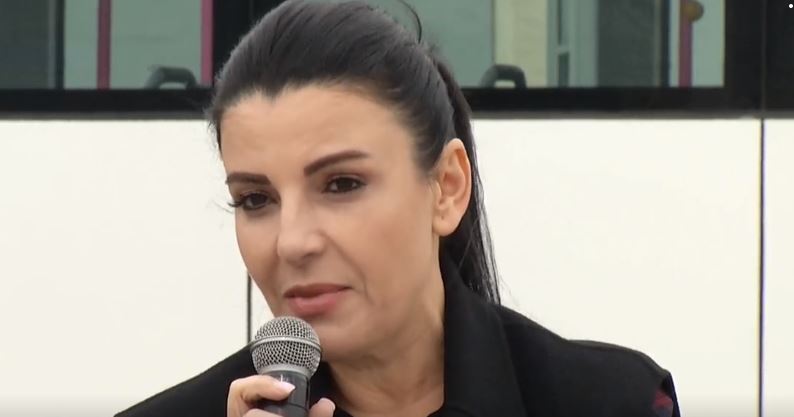 Balluku flet për bursën  e naftës: Lajm i rremë që ka rënë çmimi i naftës në bursa!