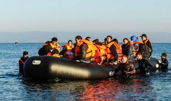 Përmbyset varka në brigjet greke, mbi 50 emigrantë të zhdukur