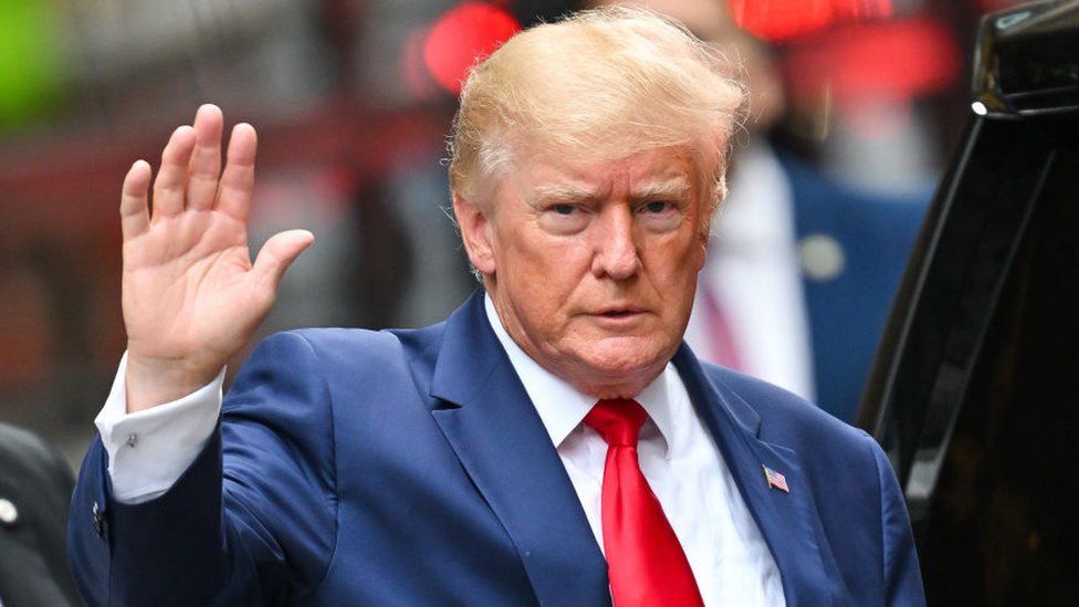 Alarmohet FBI-ja, Donald Trump mund të bëjë publike pamjet që u filmuan nga kamerat e sigurisë në rezidencën e tij kur…