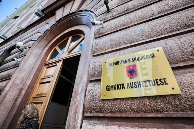 Kush janë 3 kandidatët për vendin vakant në Gjykatën Kushtetuese
