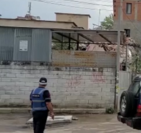 Shkoi t’i prishë banesën, punonjësi i IMT-së u qëllua me armë zjarri nga pronari i shtëpisë