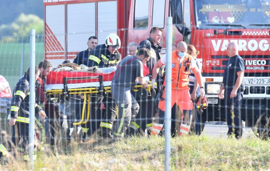 Kroaci, autobusi me targë polake del jashtë rruge, raportohen 12 të vdekur