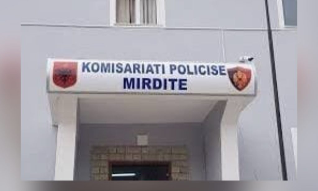 Tragjike në Mirditë, burrin vret pa dashje  me pistoletë gruan