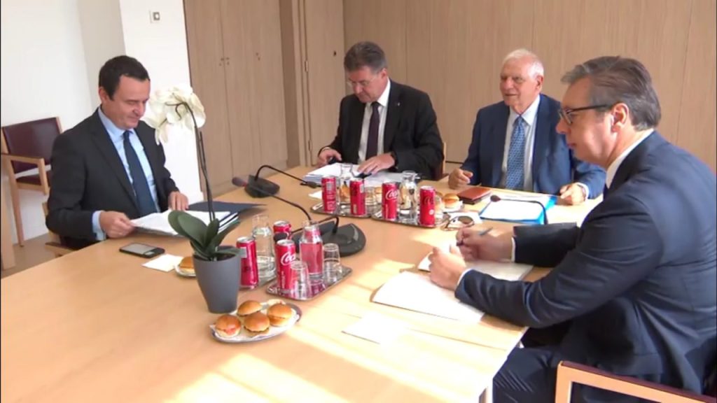 Arrihet marrëveshja Kosovë-Serbi, ja çfarë njofton në Twitter, Josep Borrell