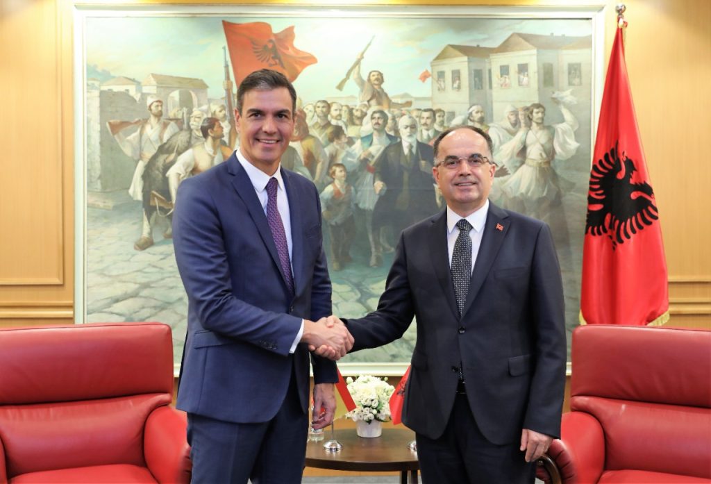 Presidenti Bajram Begaj reagon për situatën në veri të Kosovës: Autoritetet e Prishtinës shmangën një provokim të rëndë