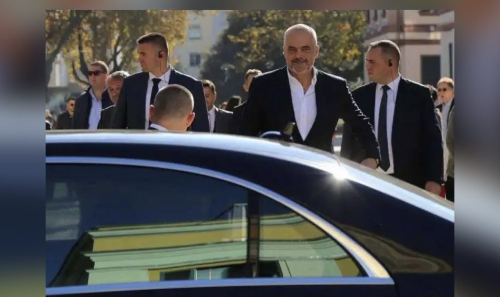E vërtetë që bodyguardi i Ramës ka marrë gradën Drejtues i Parë?!