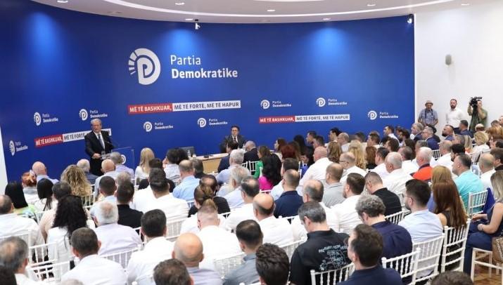 PD njofton mbledhjen e Këshillit Kombëtar. Zbulohet data dhe ora