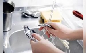 Qeveria vendos fashën 800 kWh konsum në muaj, 8 lavatriçe në muaj, larje enësh 2 herë në javë (Tabela)